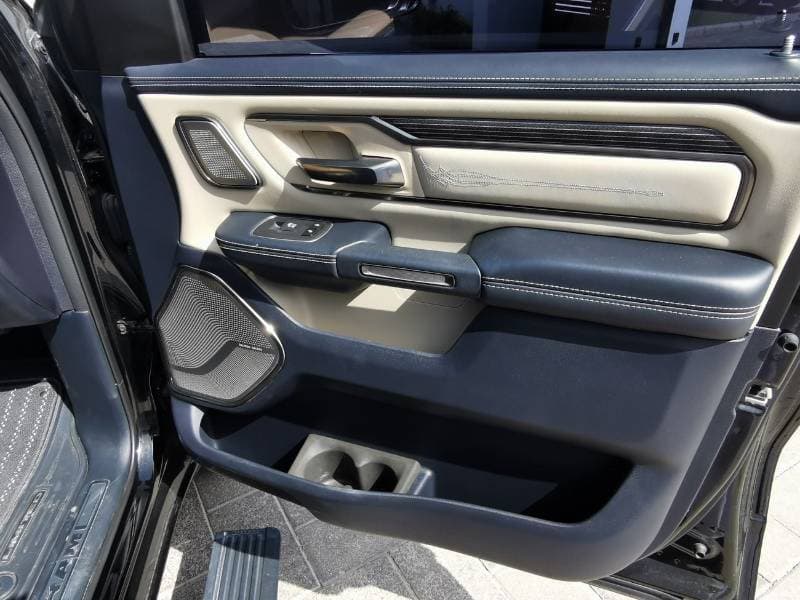 2020 RAM 1500 LIMITED thumbnail 8