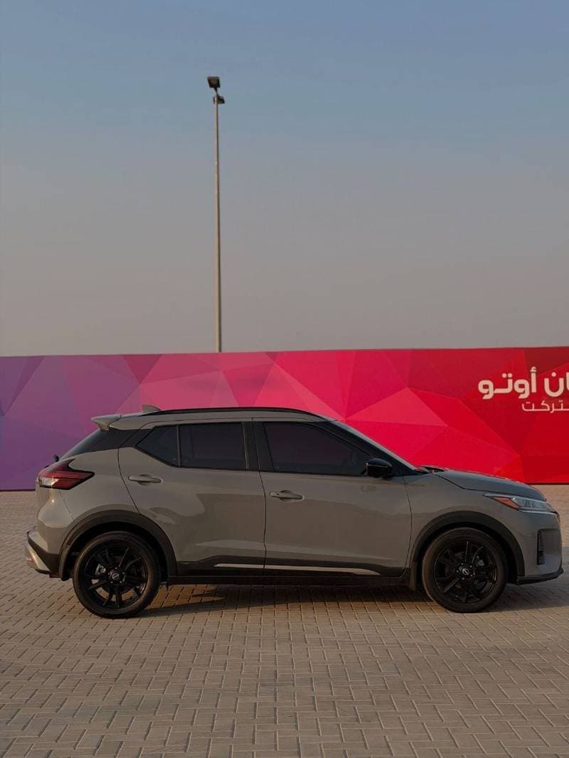 2024 Nissan Kicks SL thumbnail 6