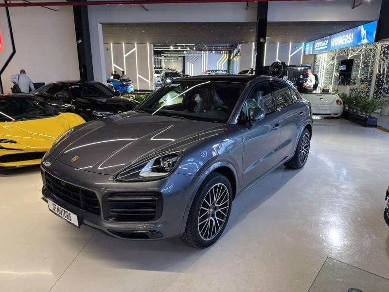 2023 Porsche Cayenne STANDARD