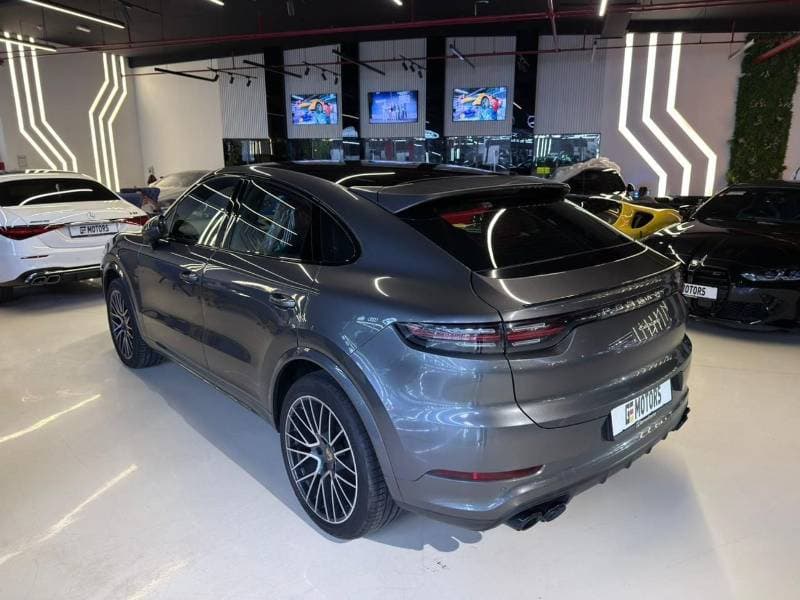 2023 Porsche Cayenne STANDARD thumbnail 8
