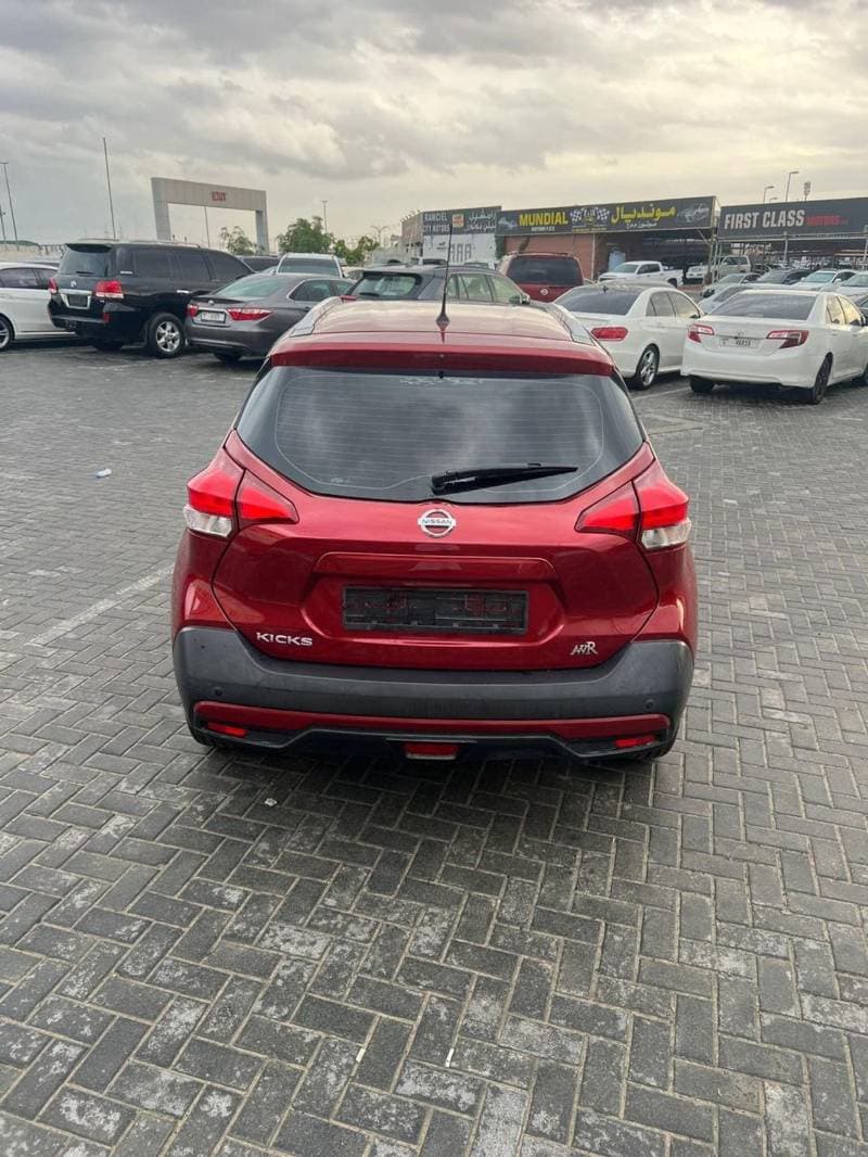 2018 Nissan Kicks SV thumbnail 5