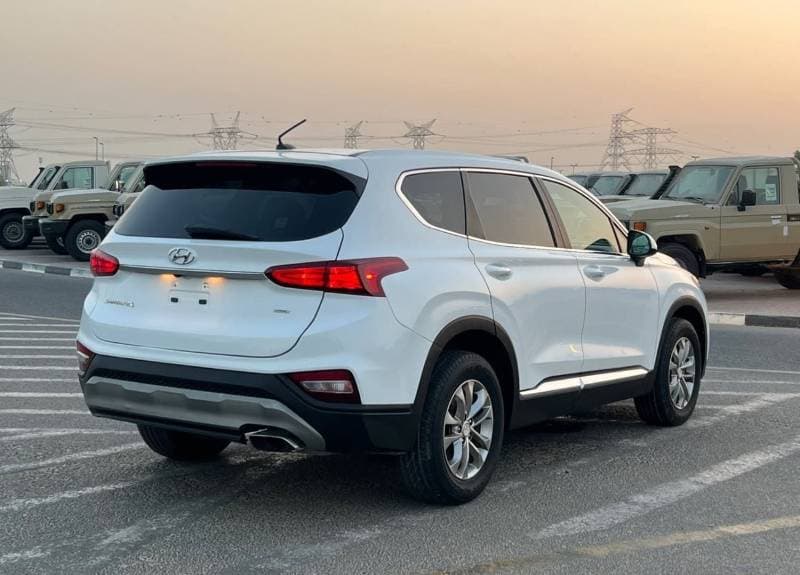 2020 Hyundai Santa Fe thumbnail 6