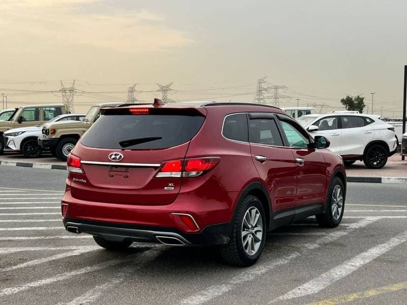2018 Hyundai Santa Fe GLS thumbnail 8
