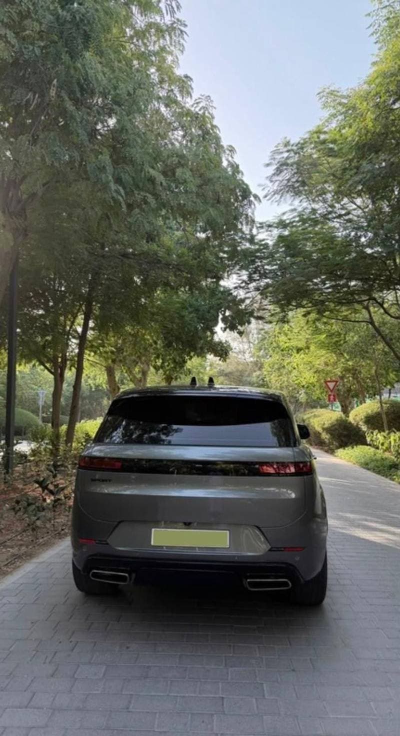 2024 Land Rover Range Rover Sport DYNAMIC HSE P400 thumbnail 6