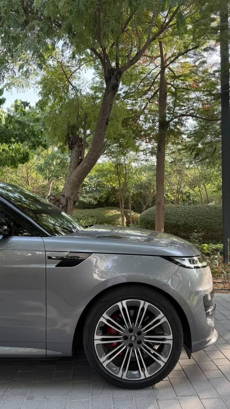 2024 Land Rover Range Rover Sport DYNAMIC HSE P400 thumbnail 3