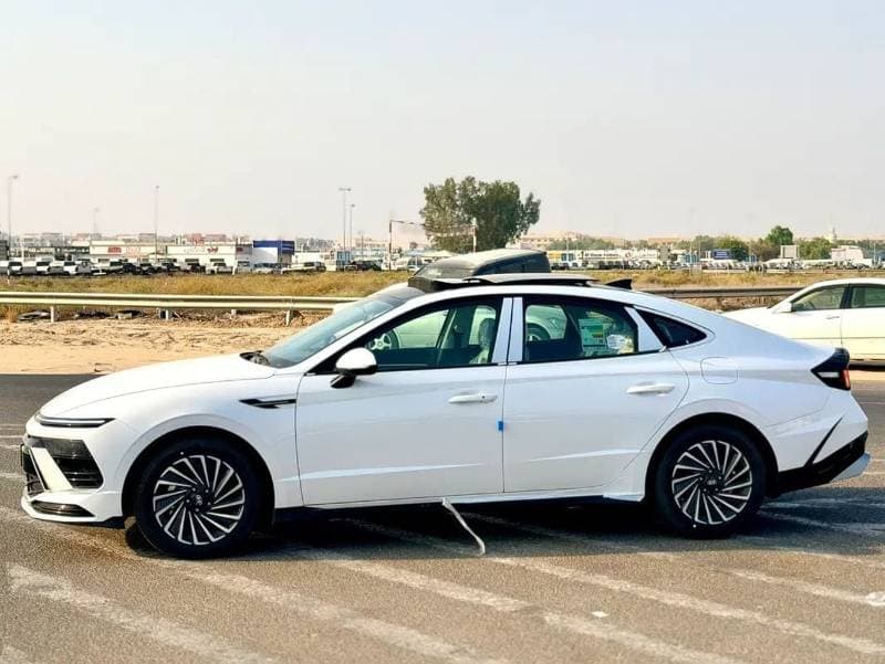 2026 Hyundai Sonata COMFORT thumbnail 3