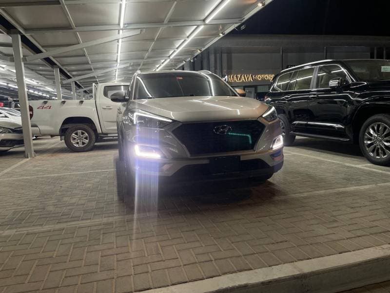 2020 Hyundai Tucson GL thumbnail 6