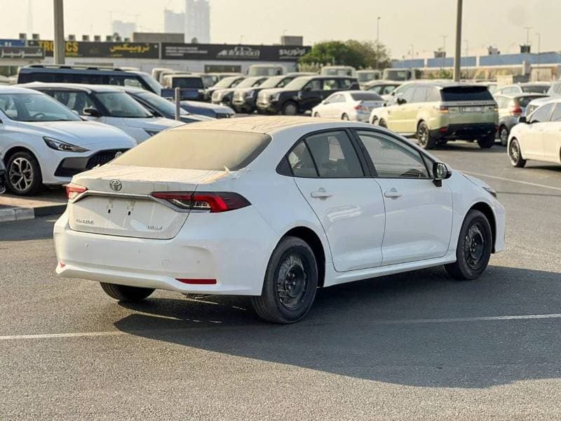 2026 Toyota Corolla XLI thumbnail 4