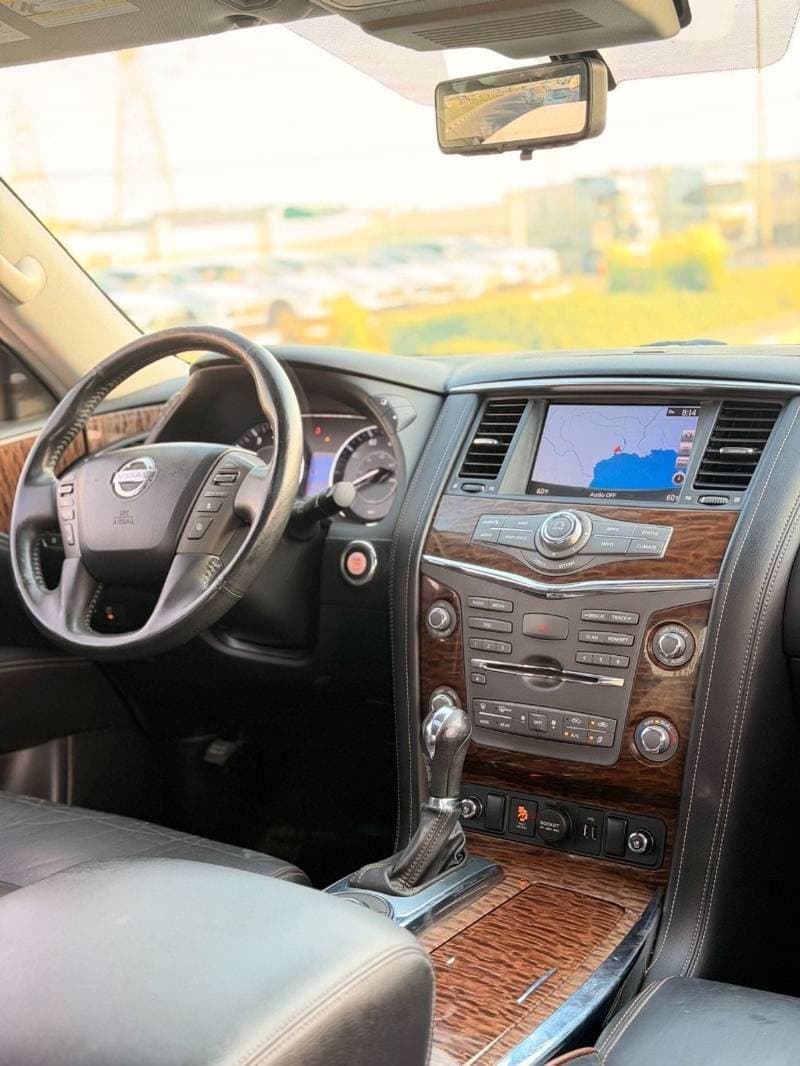2018 Nissan Armada PLATINUM thumbnail 6