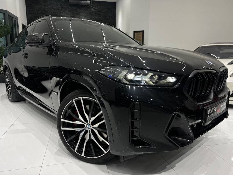 2025 BMW X6 M60i LUXURY