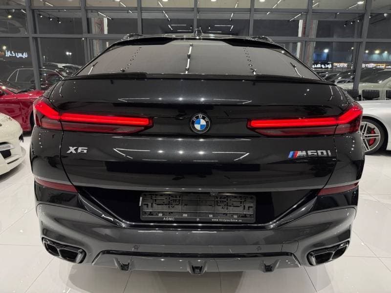 2025 BMW X6 M60i LUXURY thumbnail 4