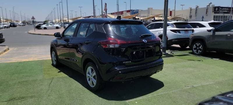 2021 Nissan Kicks SV thumbnail 8