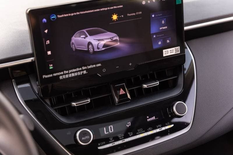 2025 Toyota Corolla XLI EXECUTIVE HEV thumbnail 6