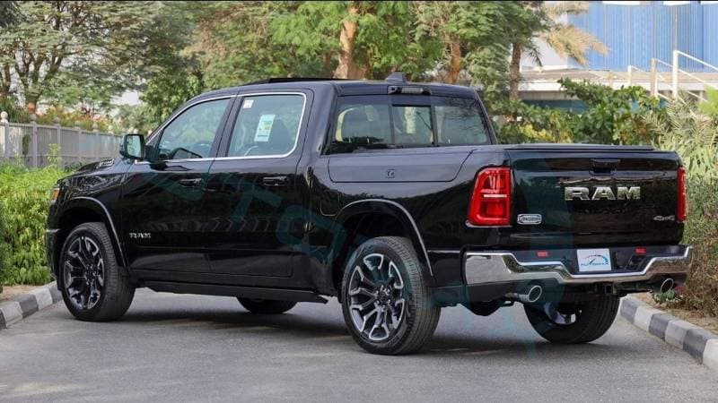 2026 RAM 1500 Limited Longhorn Crew Cab Hurricane H.O 3.0TT thumbnail 6