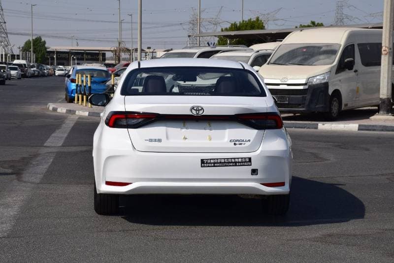 2026 Toyota Corolla XLI HEV thumbnail 2