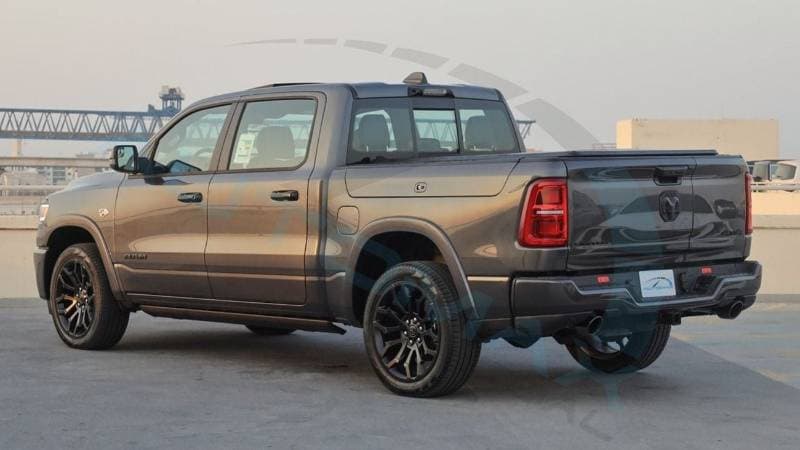 2026 RAM 1500 LIMITED thumbnail 6