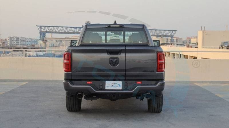 2026 RAM 1500 LIMITED thumbnail 7