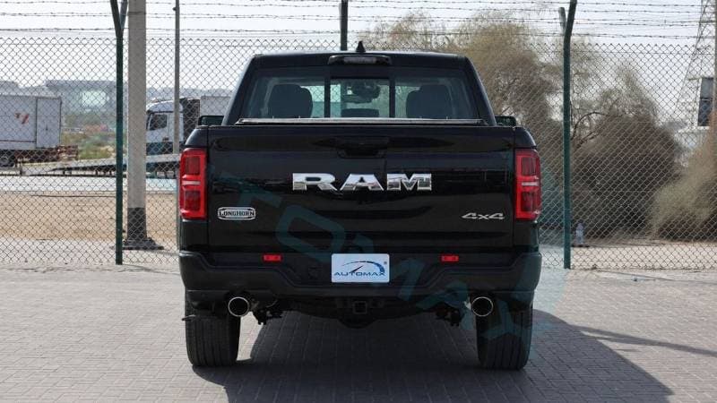 2026 RAM 1500 LIMITED thumbnail 5