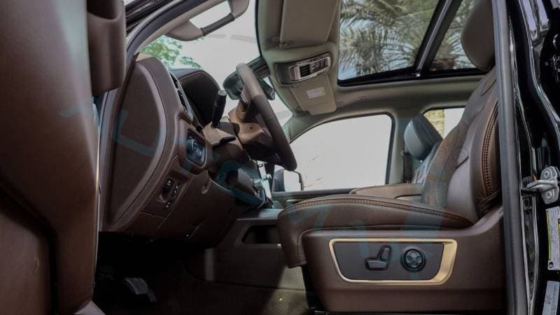 2026 RAM 1500 LIMITED thumbnail 7