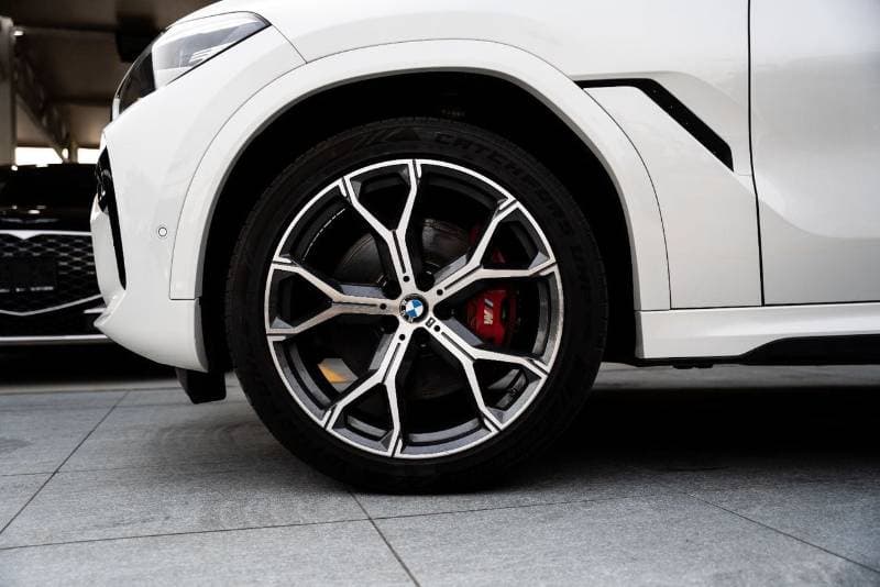 2023 BMW X6 40i M SPORT thumbnail 3