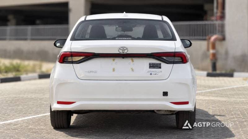 2026 Toyota Corolla XLI HEV thumbnail 5