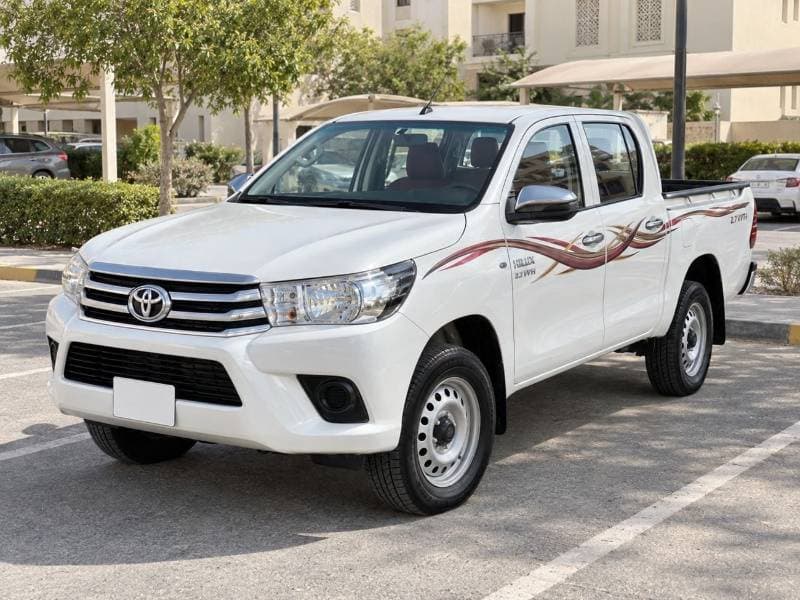 2021 Toyota Hilux GL thumbnail 3