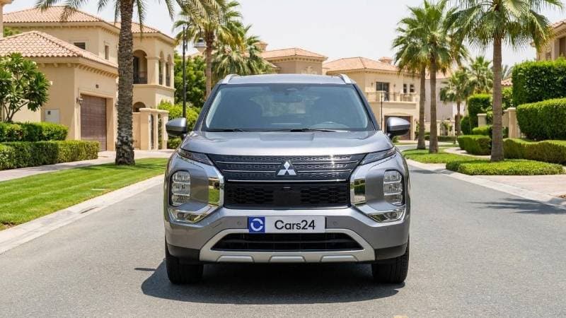 2023 Mitsubishi Outlander thumbnail 6