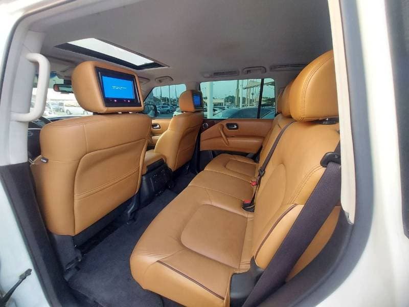 2016 Nissan Patrol LE PLATINUM thumbnail 8