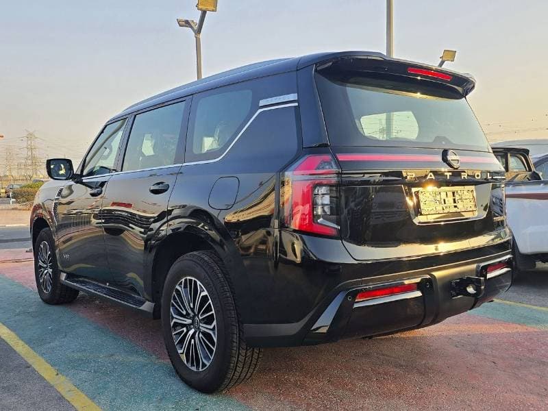 2026 Nissan Patrol LE TITANIUM thumbnail 6