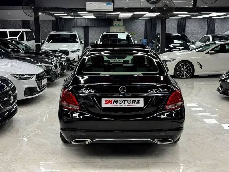 2018 Mercedes Benz C200 AVANTGARDE thumbnail 6