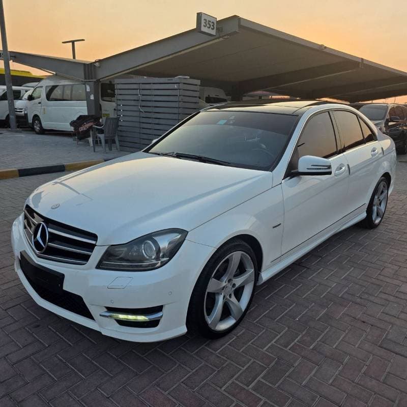 2014 Mercedes Benz C200 AVANTGARDE SPORTS thumbnail 4