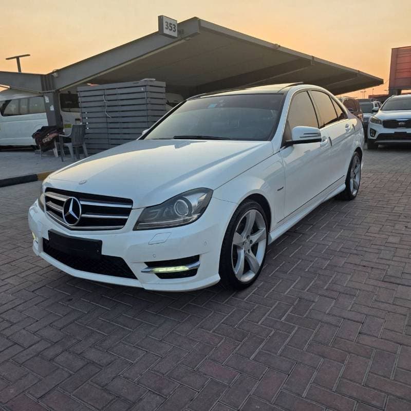 2014 Mercedes Benz C200 AVANTGARDE SPORTS thumbnail 3