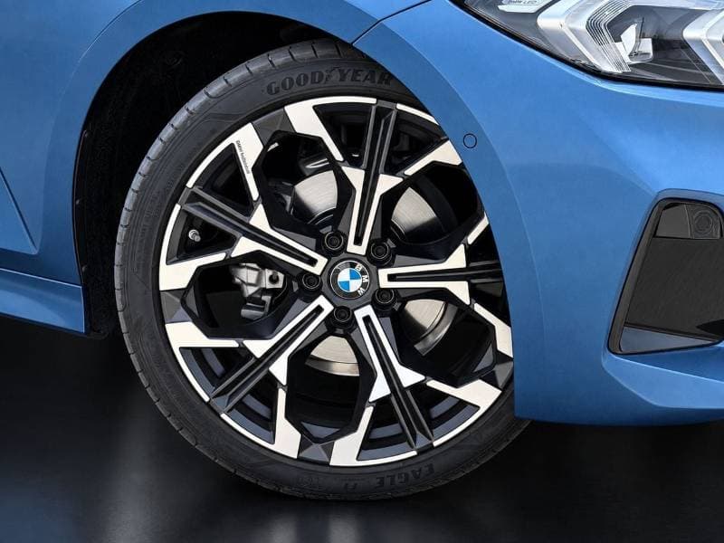 2025 BMW 330i LUXURY M SPORT thumbnail 5