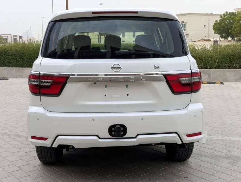 2021 Nissan Patrol XE thumbnail 5