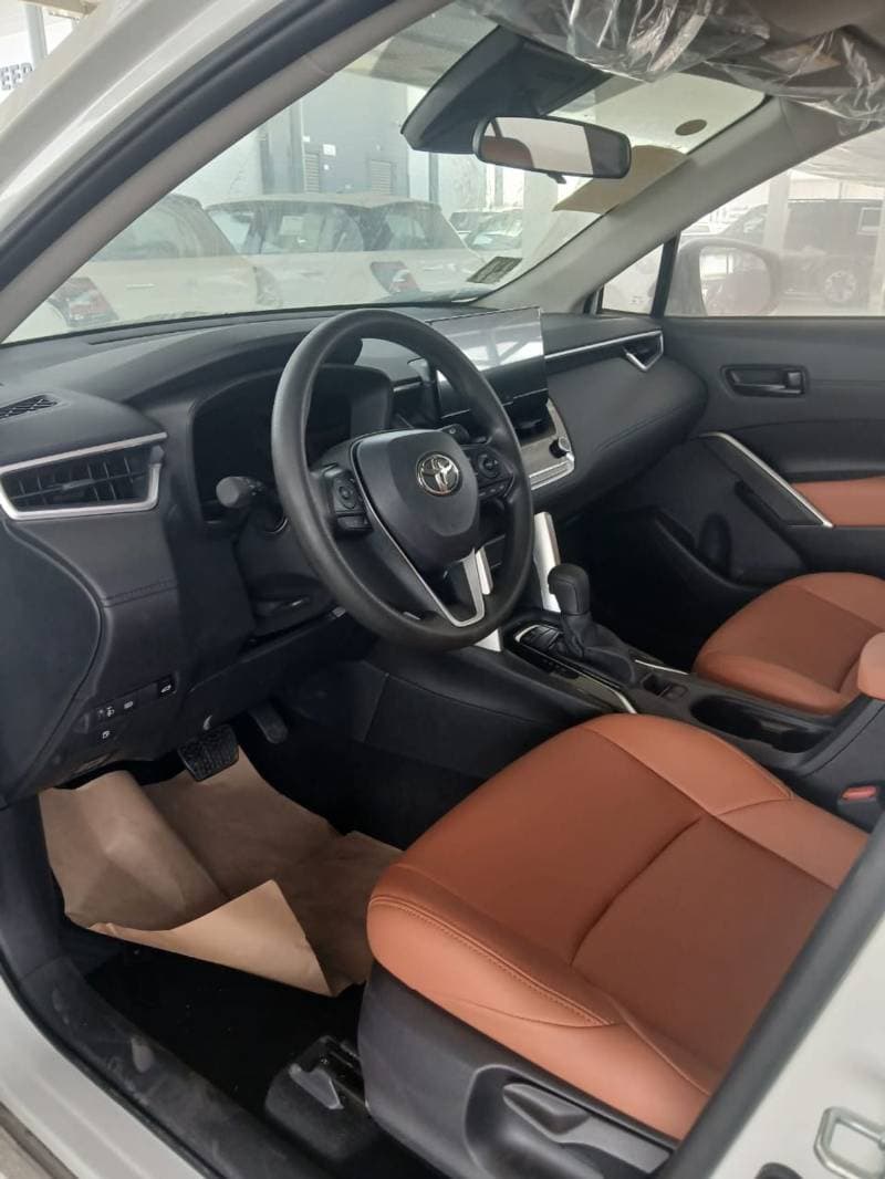 2025 Toyota Frontlander STANDARD thumbnail 6