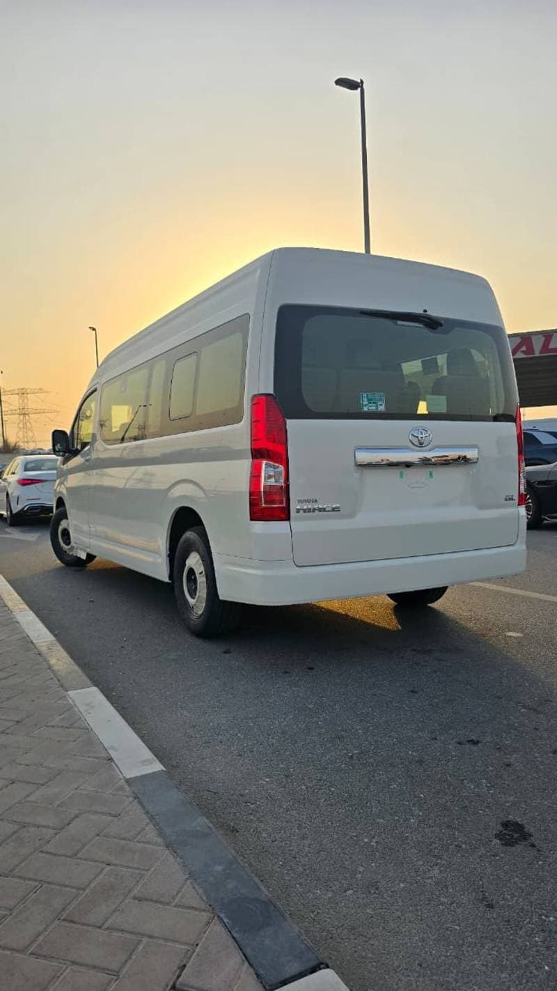 2026 Toyota Hiace GL thumbnail 3