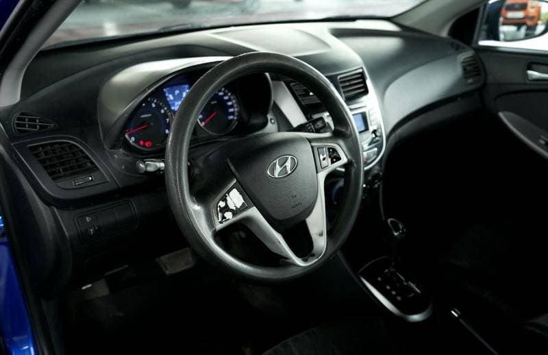 2014 Hyundai Accent GL thumbnail 4
