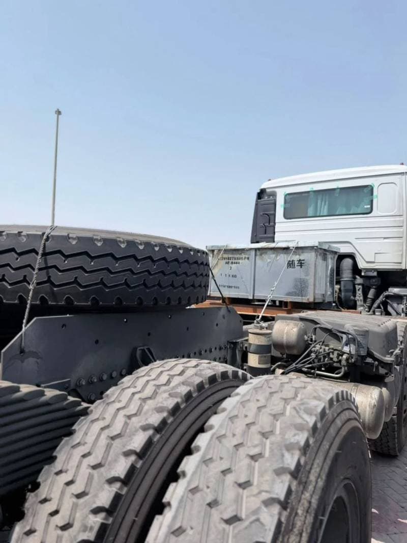 2026 Sinotruk Howo NX 8x4 Dumper Truck thumbnail 5