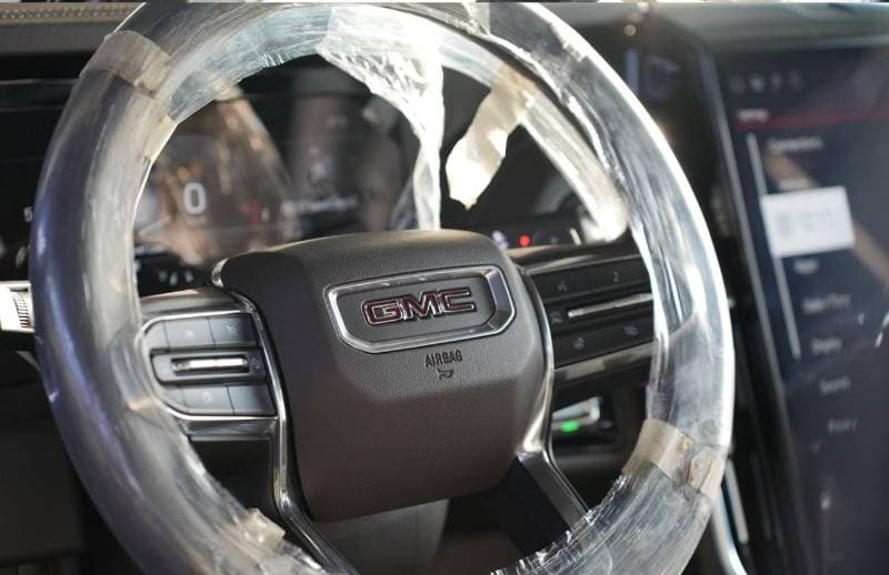 2026 GMC Yukon ELEVATION thumbnail 8