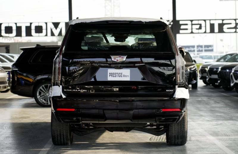 2026 Cadillac Escalade SPORT thumbnail 4