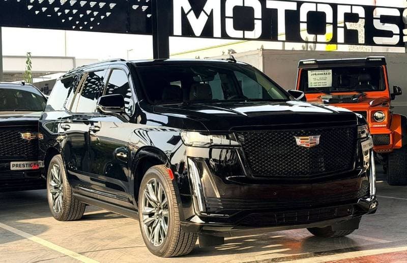 2024 Cadillac Escalade SPORT thumbnail 2