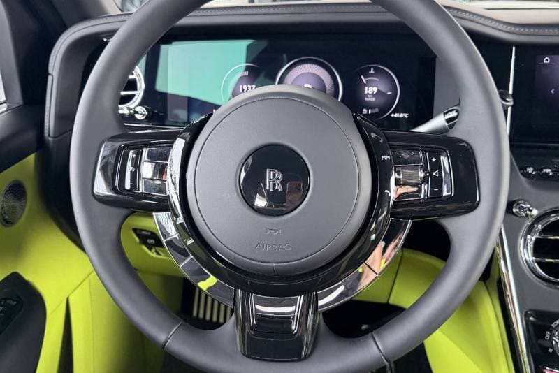 2025 Rolls Royce Cullinan Silver Badge thumbnail 7