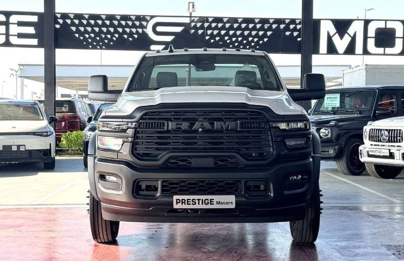 2026 RAM 5500 thumbnail 2