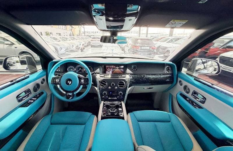 2023 Rolls Royce Cullinan STD thumbnail 7