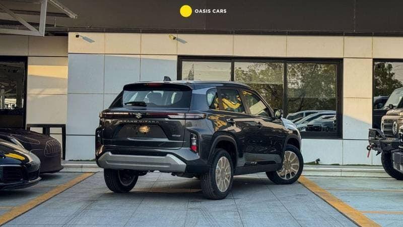 2025 Suzuki Grand Vitara GLX thumbnail 5