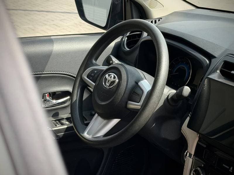 2023 Toyota Rush EX thumbnail 7
