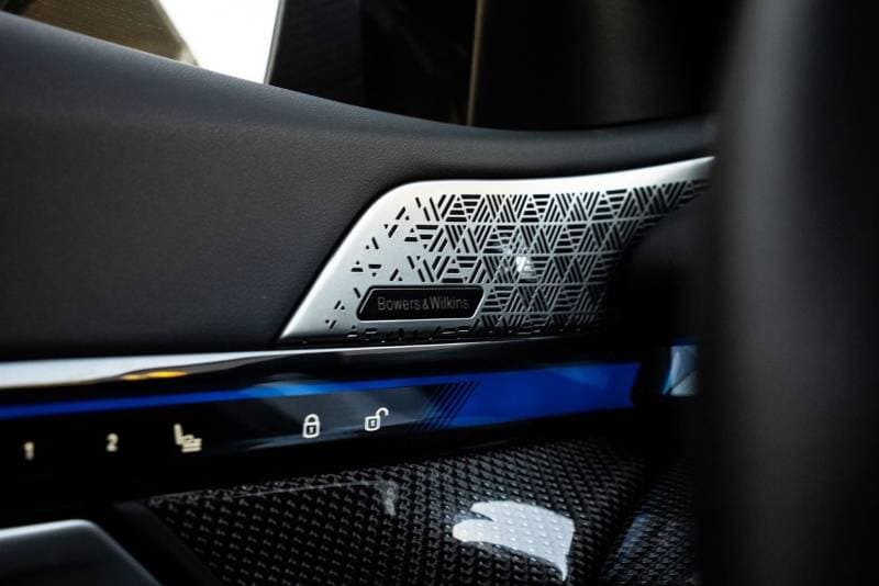 2025 BMW M5 MASTERCLASS thumbnail 5