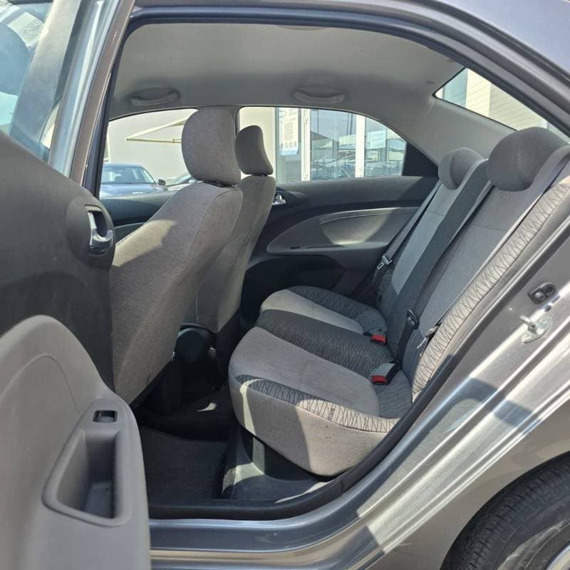 2023 Kia Pegas LX thumbnail 7