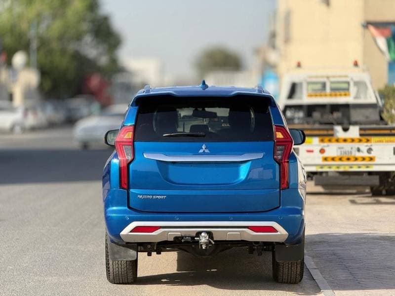 2024 Mitsubishi Pajero Sport SPORT DIESEL thumbnail 4