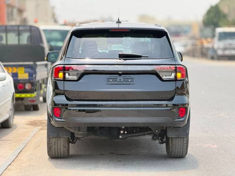 2024 Ford Everest thumbnail 7